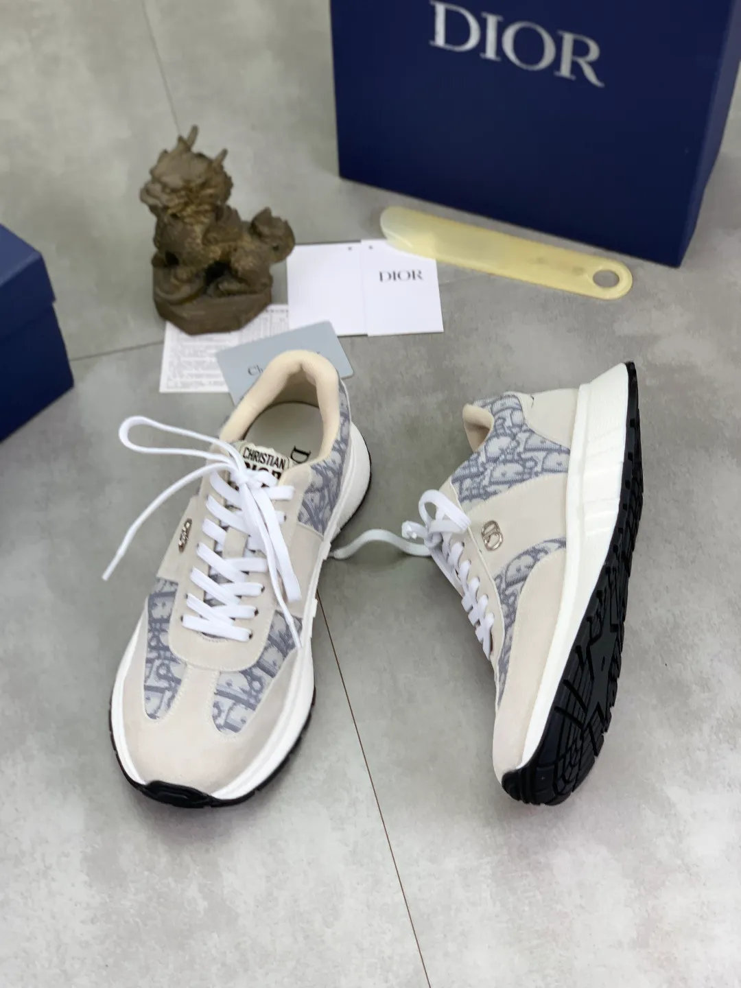 Men's Men's Shoes💰P440💰[New Style]🆘[Dior] 2025 Dior Original Lace-up Low-top Men's Shoes Classic casual shoes 🔥This model is the official classic model, with high quality and made by famous original designers. It is made of high-quality cowhide with original materials➕comfortable and breathable mesh lining➕pigskin insole. The perfect last shape and generous and fashionable design have attracted many consumers and are suitable for drivers to drive🚗. What you want is the best quality in the market. Color: seven colors. Code number: 38--44 (45 46 customized)